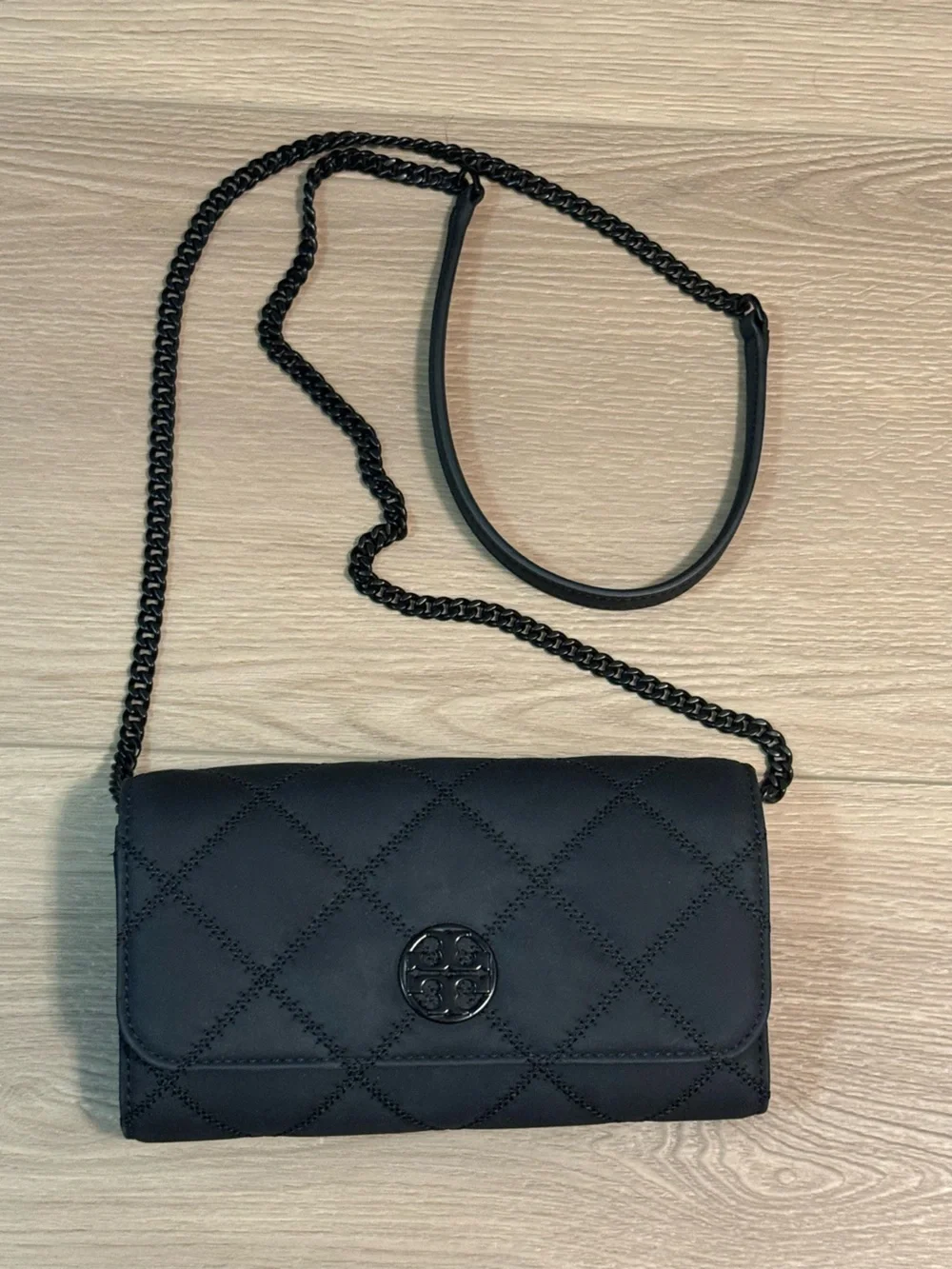 Tory Burch Black Quilted Leather Shoulder Bag with black Logo